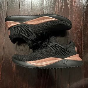 Puma Black & Rose Gold Women Sneakers Size 7
